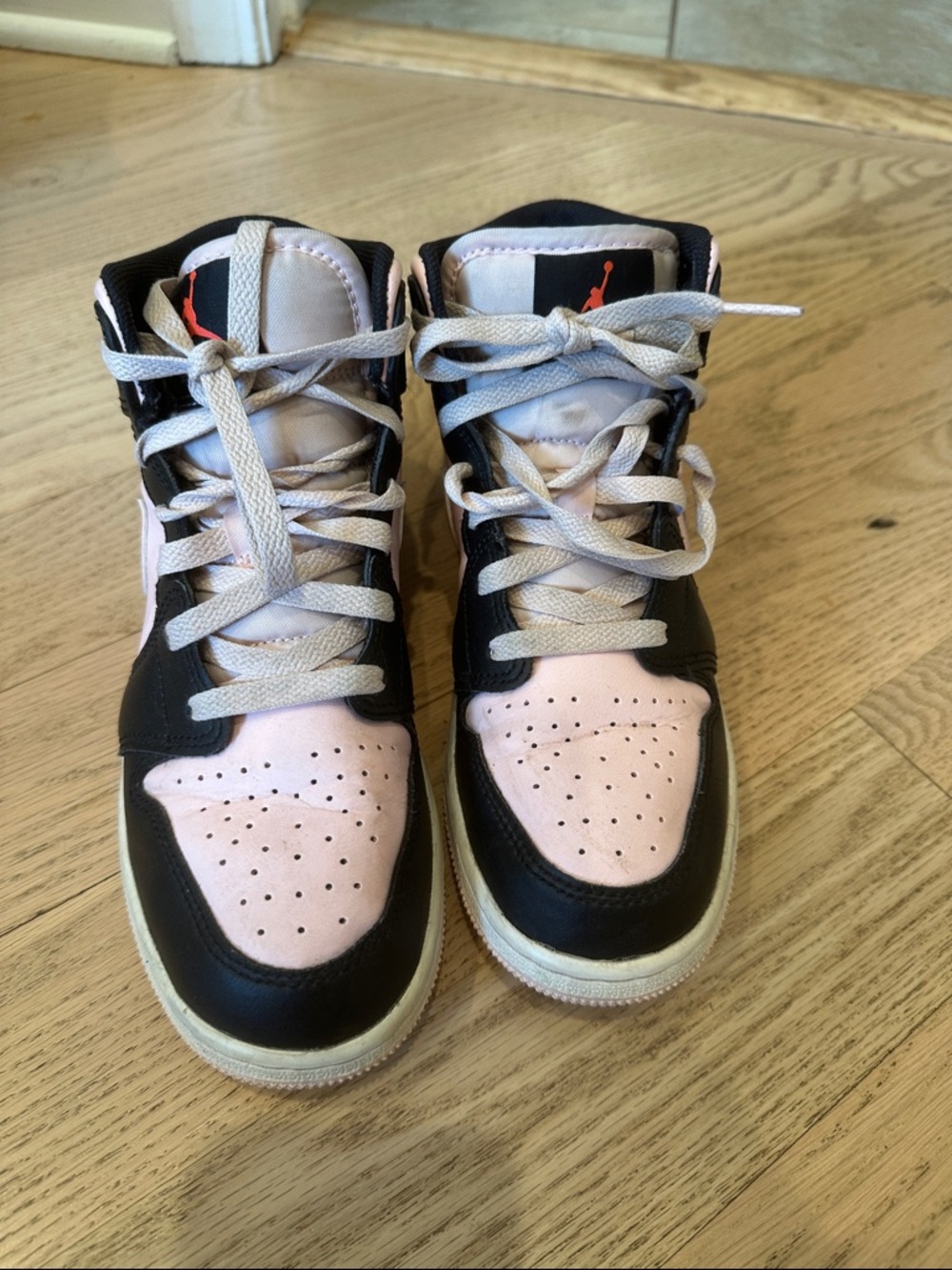 Jordan Kids High-Top Sneakers in Pink, Black & Orange - Picture 5 of 5